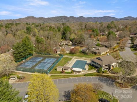 1206 Abbey Circle Asheville NC 28805