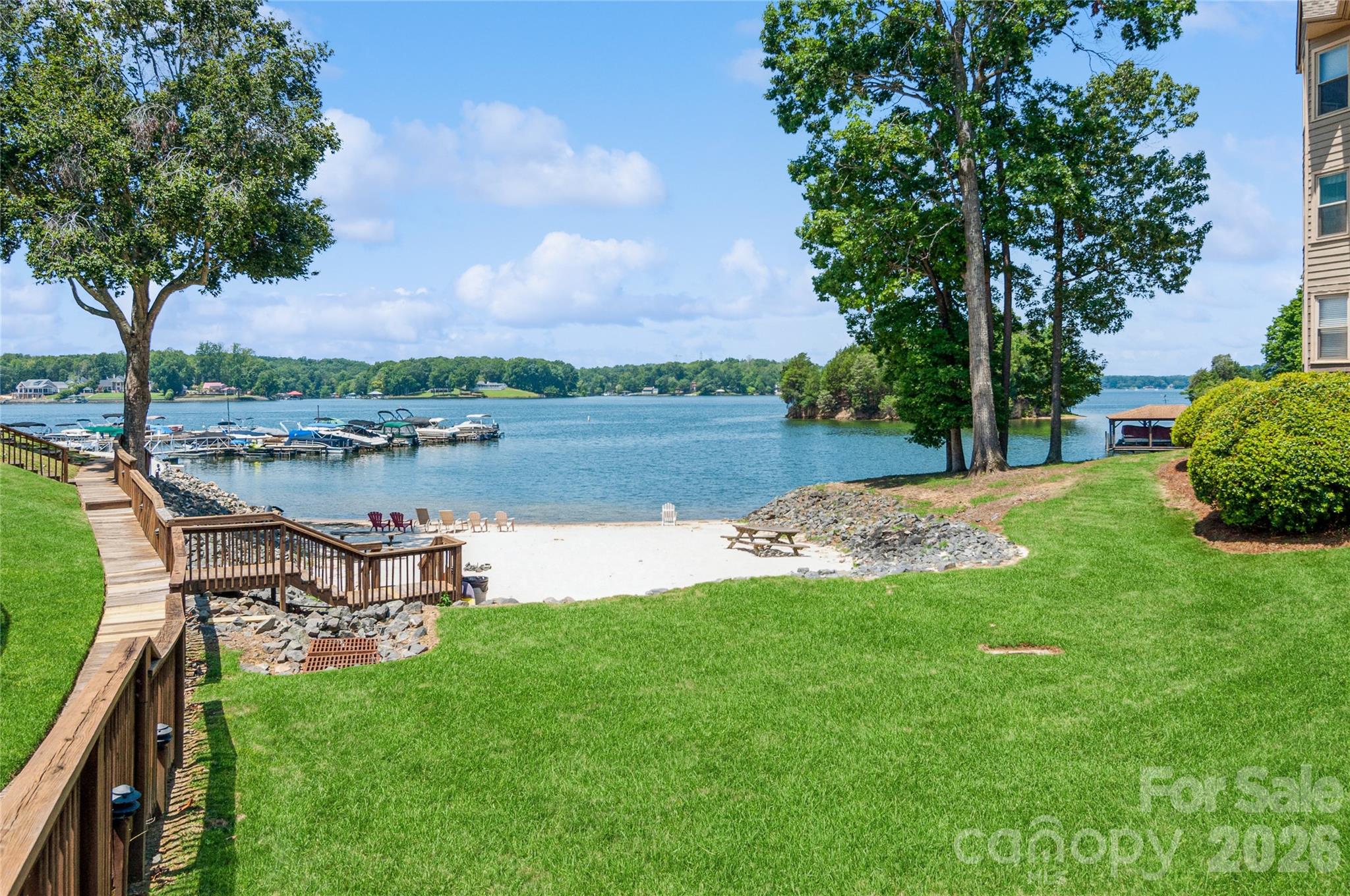13822 Queens Harbor Road Charlotte NC 28278