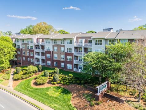 1000 E Woodlawn Road Charlotte NC 28209