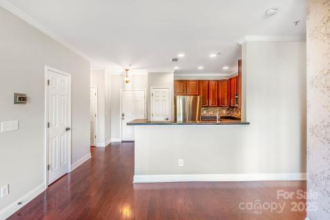 1000 E Woodlawn Road Charlotte NC 28209