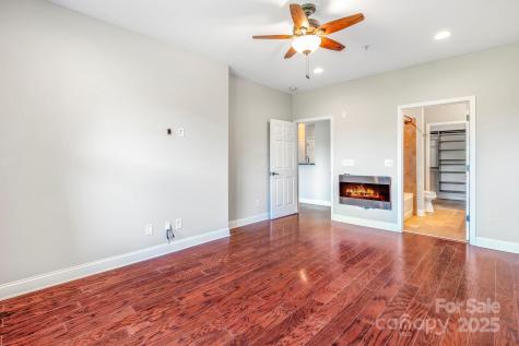 1000 E Woodlawn Road Charlotte NC 28209