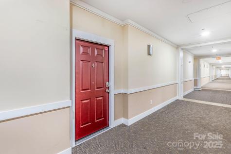 1000 E Woodlawn Road Charlotte NC 28209