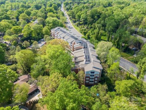 1000 E Woodlawn Road Charlotte NC 28209