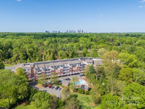 1000 E Woodlawn Road Charlotte NC 28209