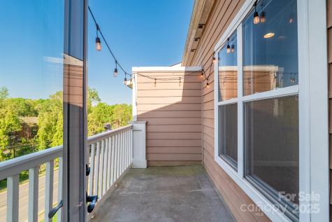 1000 E Woodlawn Road Charlotte NC 28209