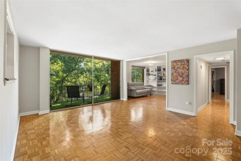 1300 Queens Road Charlotte NC 28207