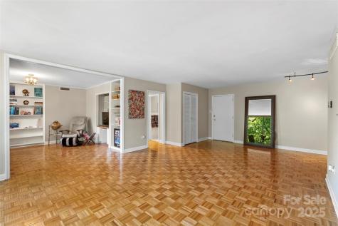 1300 Queens Road Charlotte NC 28207