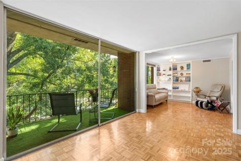 1300 Queens Road Charlotte NC 28207