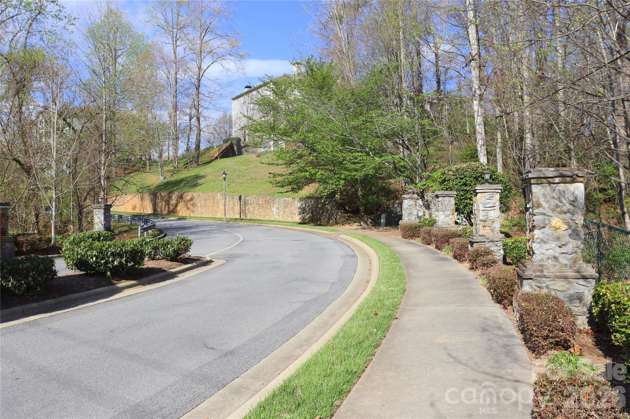 700 Vista Lake Drive Candler NC 28715