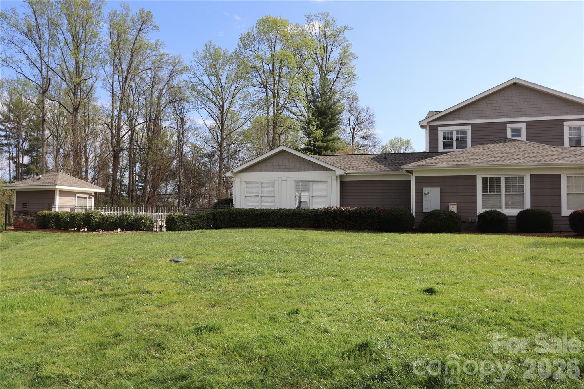 700 Vista Lake Drive Candler NC 28715