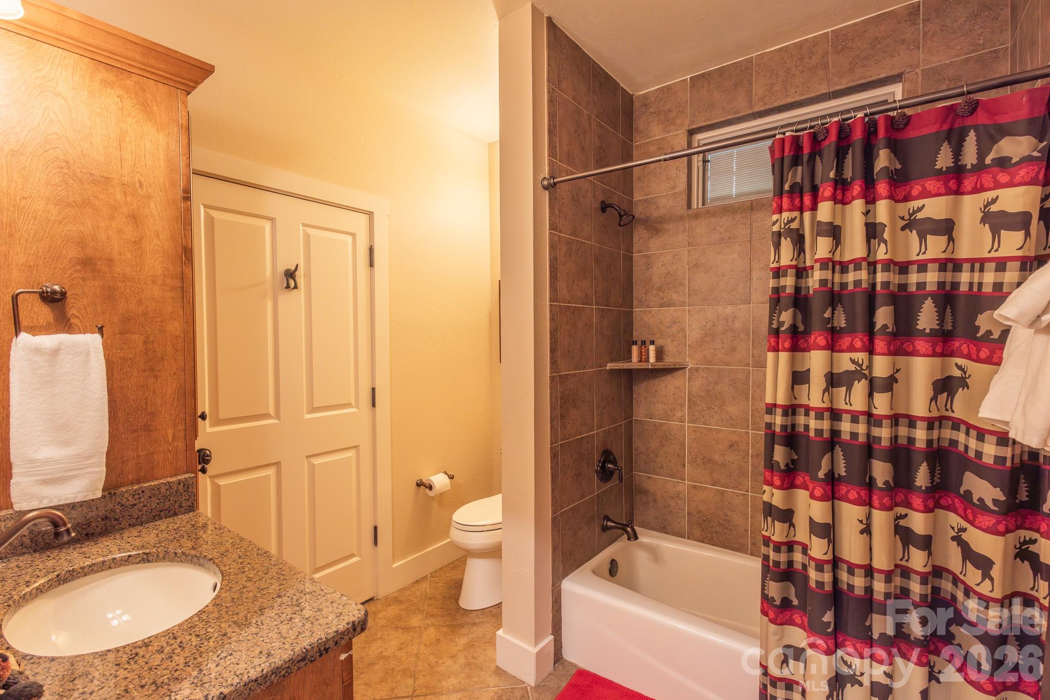 150-2 Saddle Notch Lane Tuckasegee NC 28783