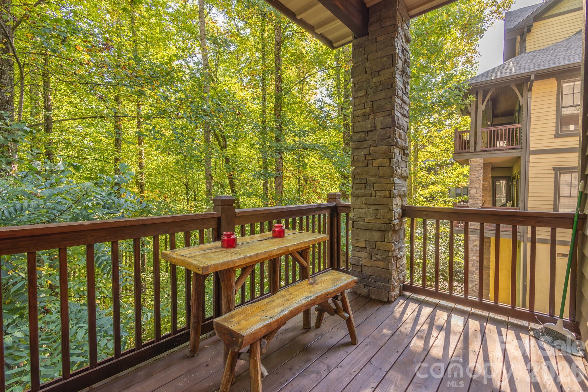 150-2 Saddle Notch Lane Tuckasegee NC 28783
