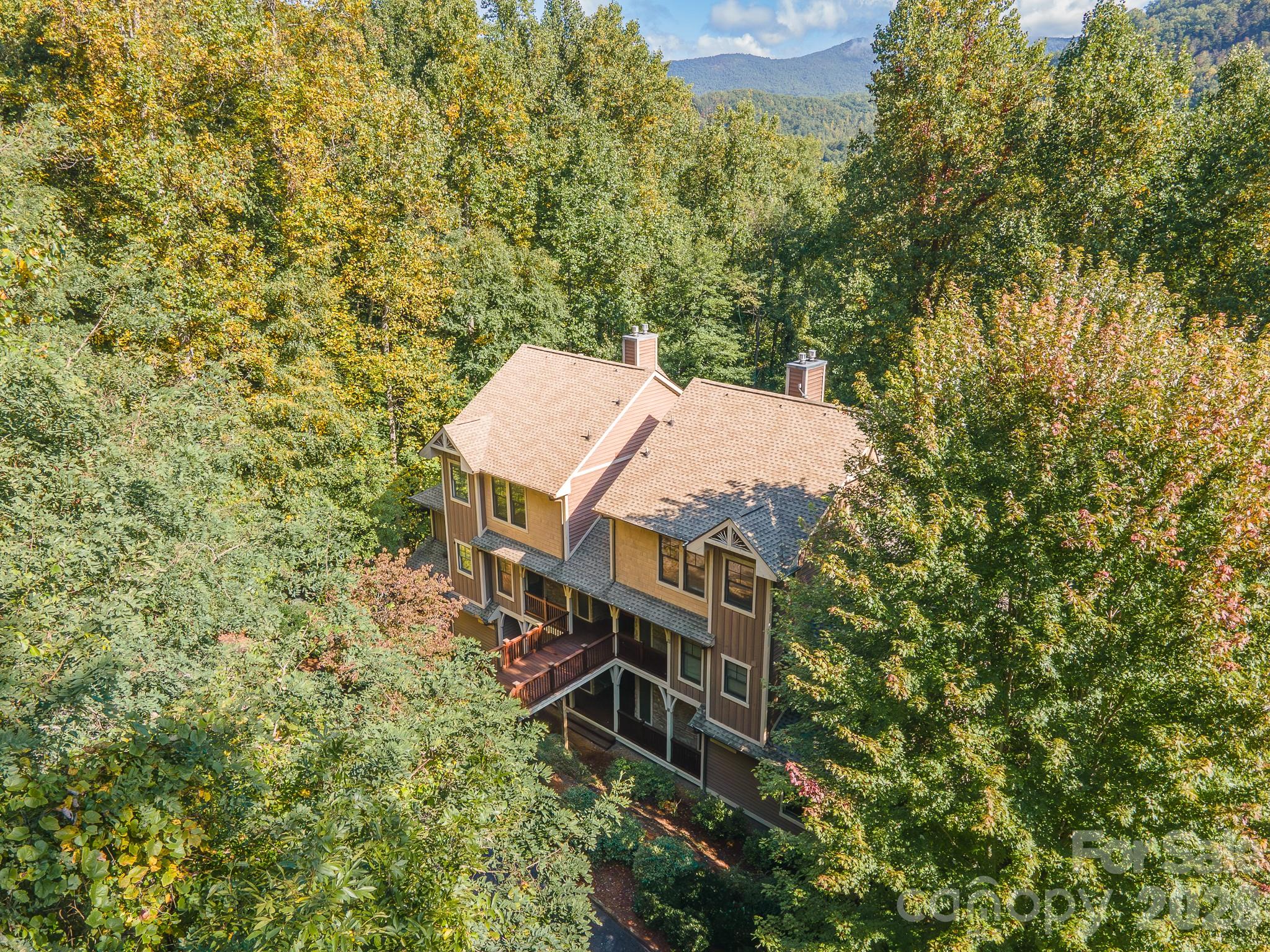 150-2 Saddle Notch Lane Tuckasegee NC 28783