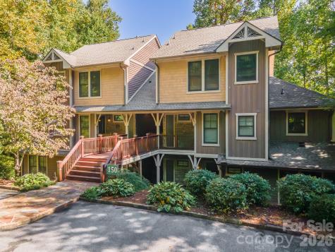 150-2 Saddle Notch Lane Tuckasegee NC 28783