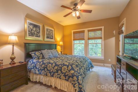 150-2 Saddle Notch Lane Tuckasegee NC 28783