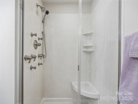 3602 Angelus Circle Asheville NC 28805
