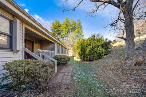 3602 Angelus Circle Asheville NC 28805