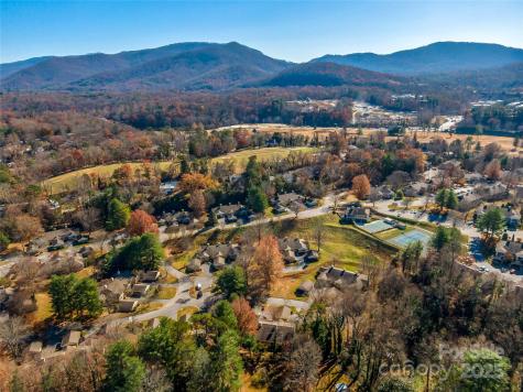3602 Angelus Circle Asheville NC 28805