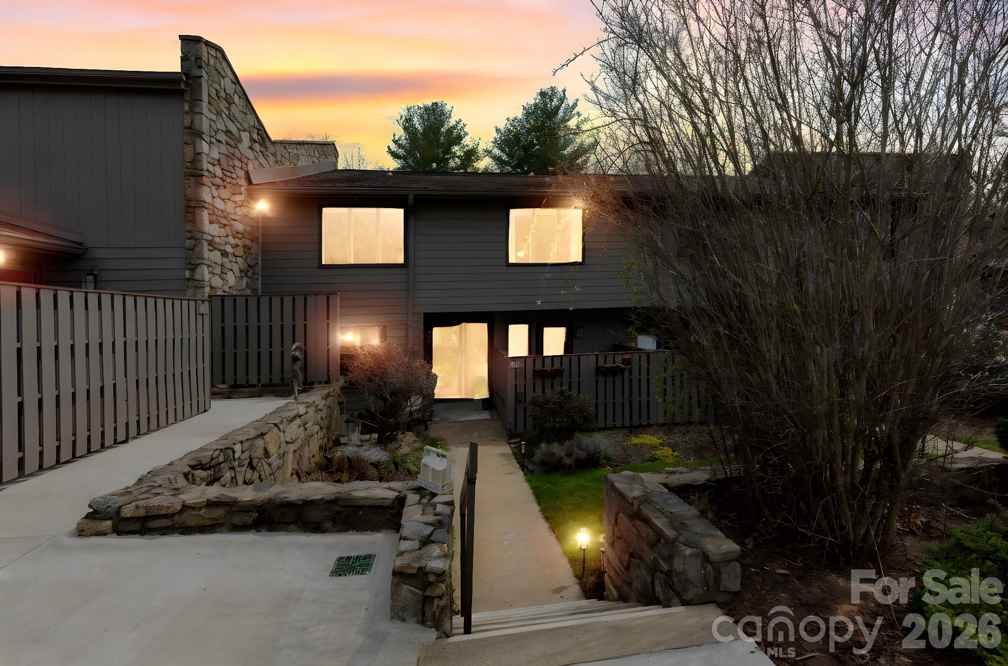 515 Crowfields Lane Asheville NC 28803