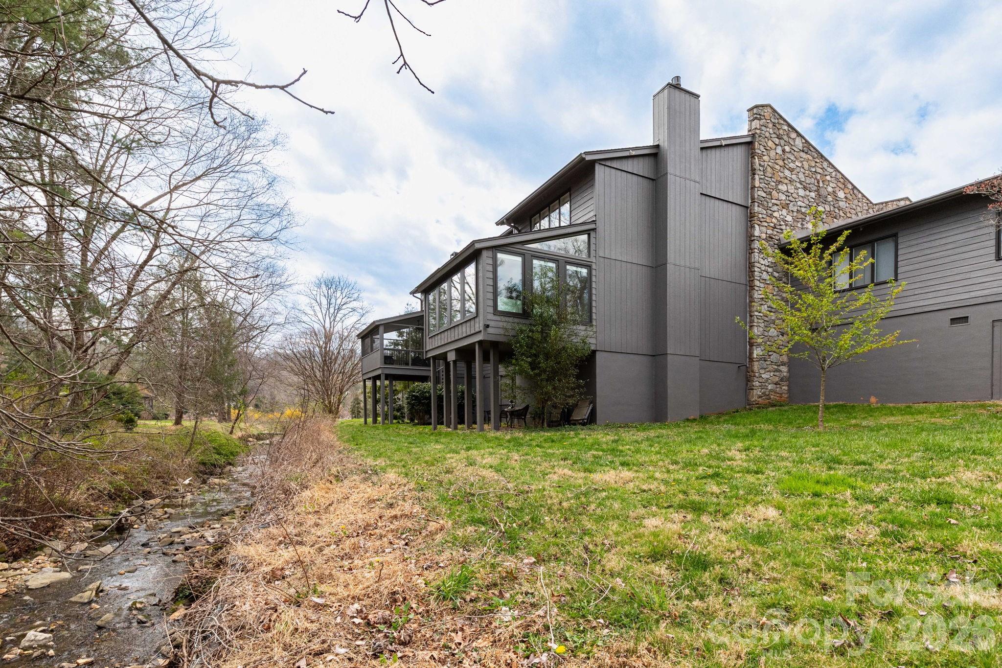 515 Crowfields Lane Asheville NC 28803