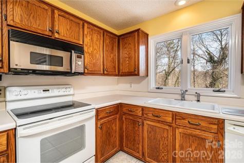 2231 6th Street NW Hickory NC 28601