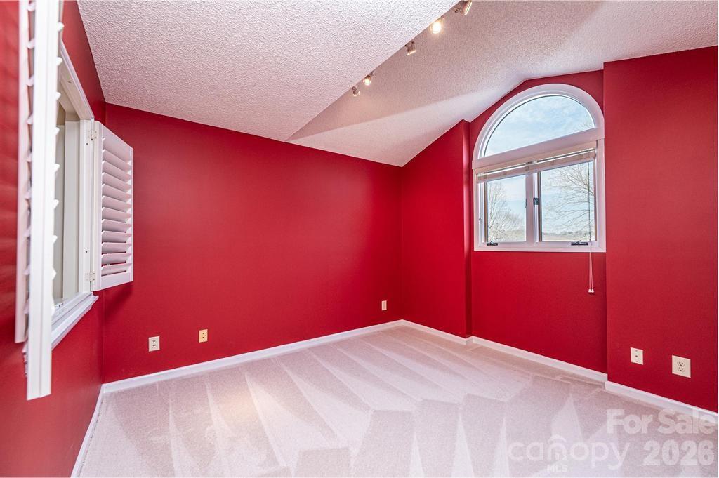 2231 6th Street NW Hickory NC 28601