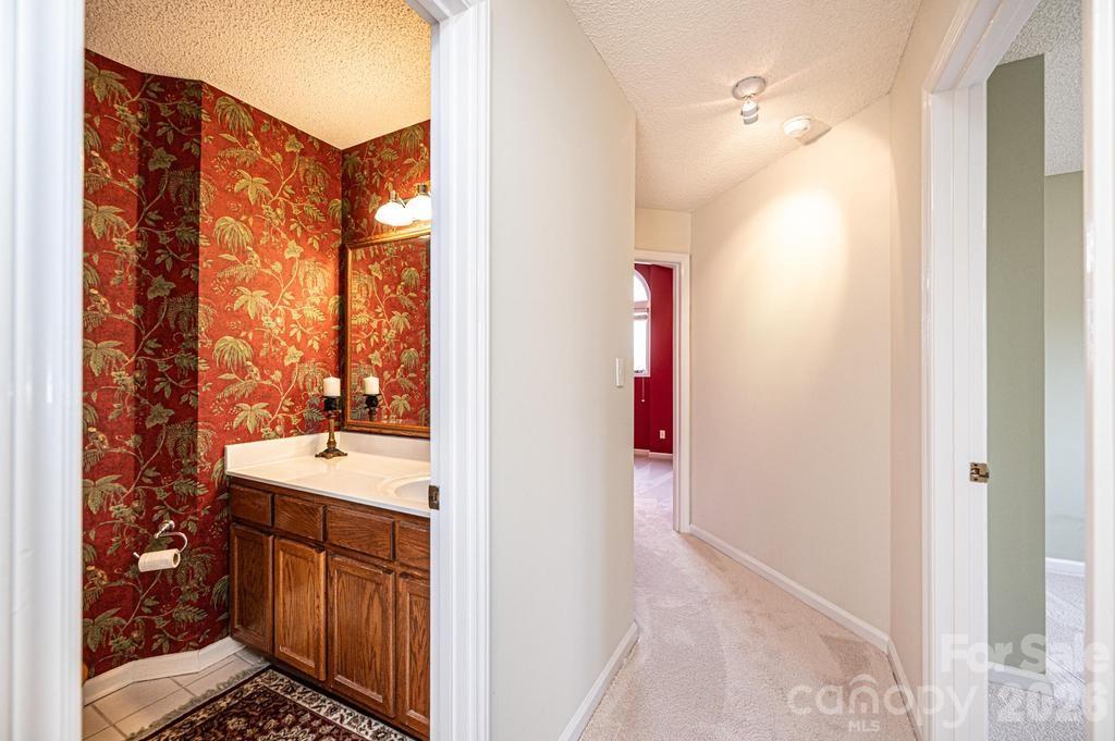2231 6th Street NW Hickory NC 28601