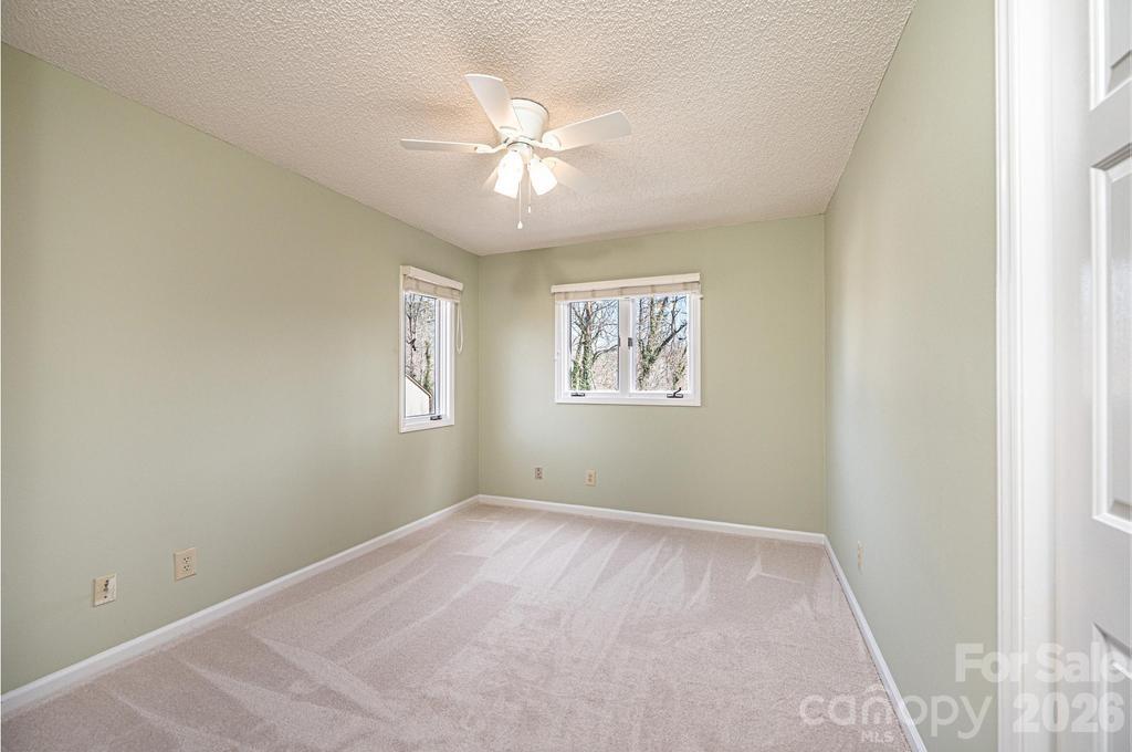 2231 6th Street NW Hickory NC 28601