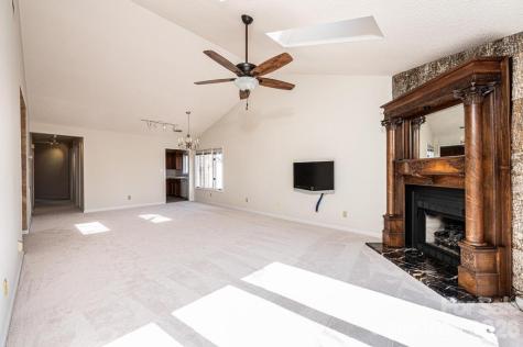 2231 6th Street NW Hickory NC 28601