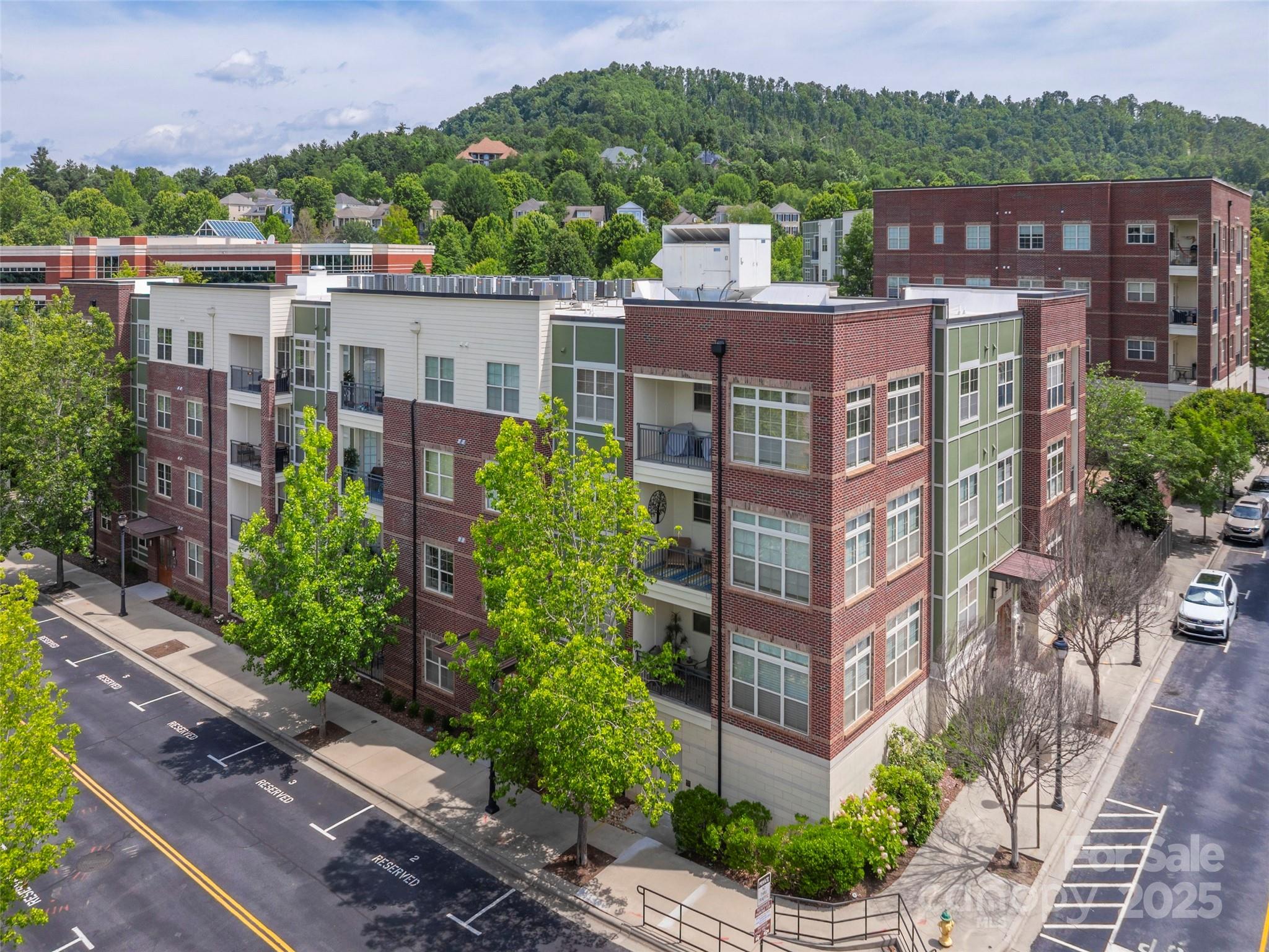 5 Farleigh Street Asheville NC 28803