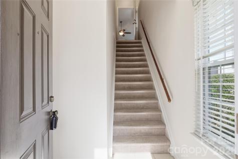 9209 Kings Canyon Drive Charlotte NC 28210