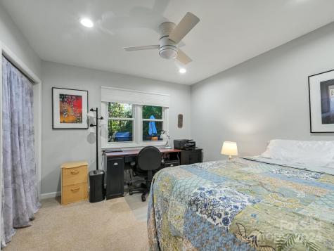 20 Foxglove Court Asheville NC 28805