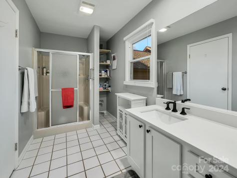20 Foxglove Court Asheville NC 28805