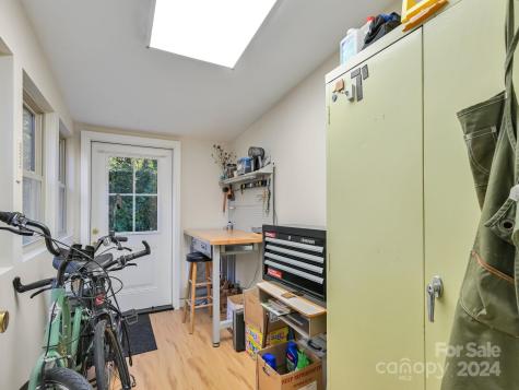 20 Foxglove Court Asheville NC 28805