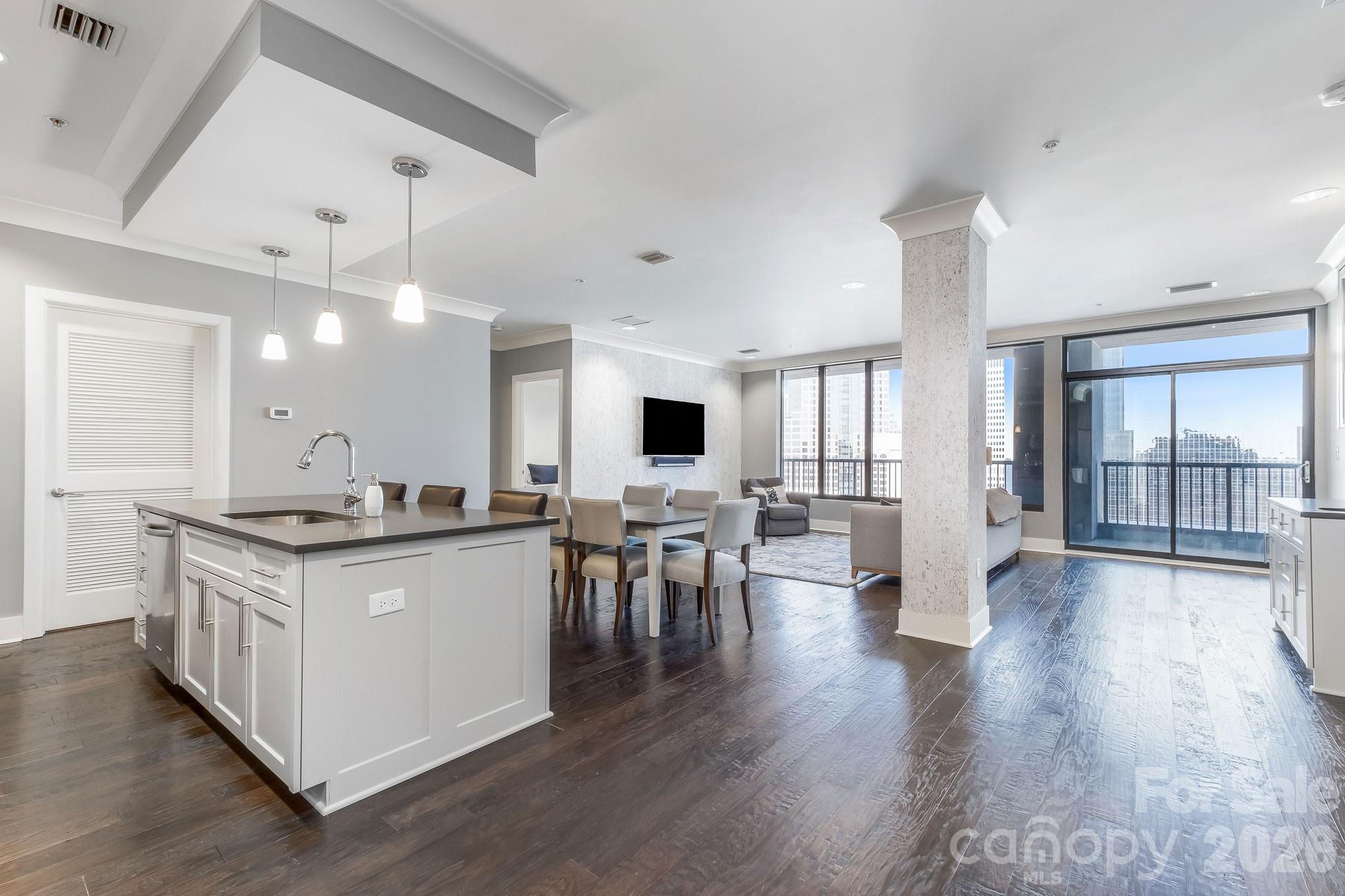 222 S Caldwell Street Charlotte NC 28202
