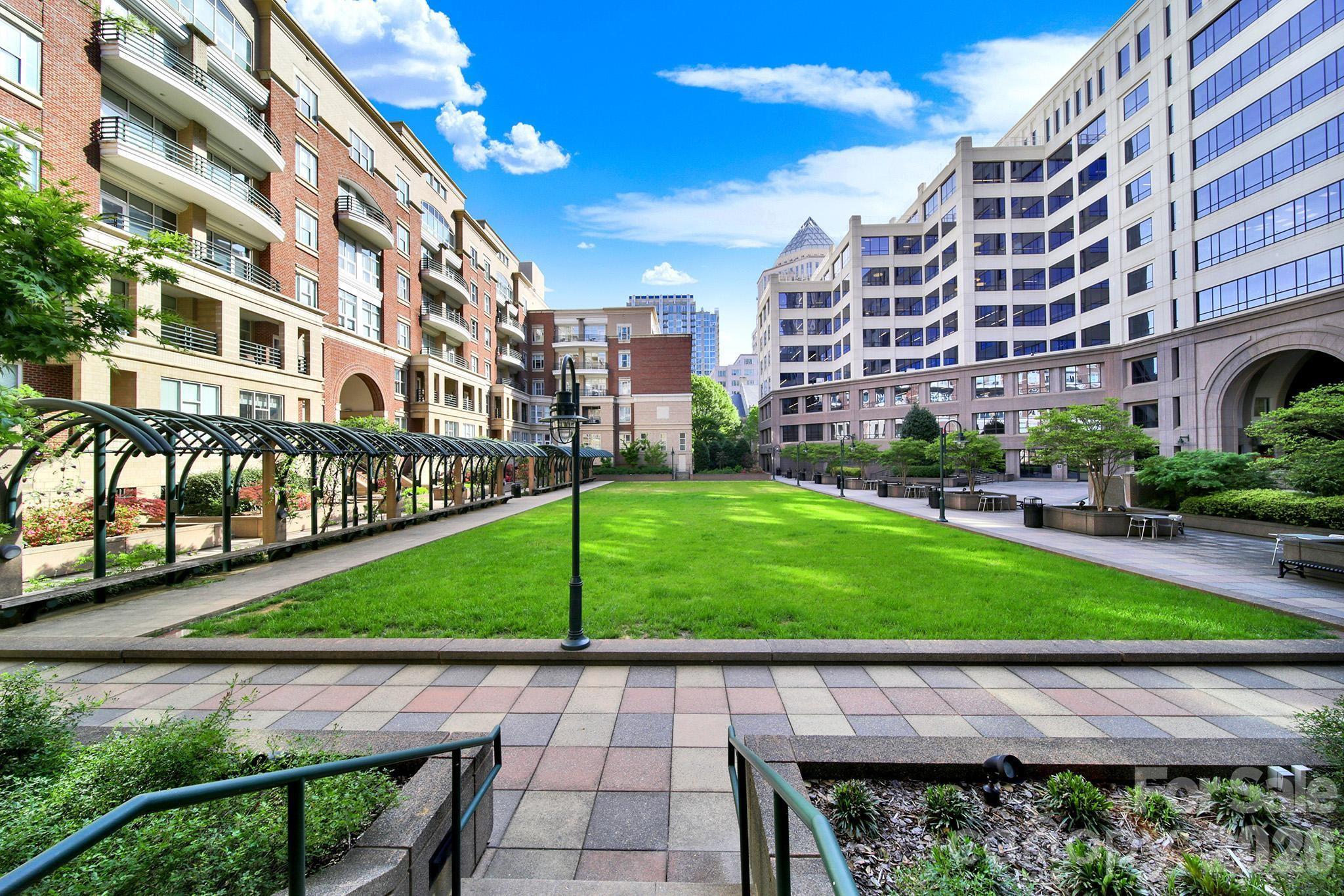 400 N Church Street Charlotte NC 28202