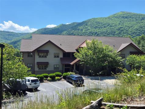 1564 Country Club Drive Maggie Valley NC 28751