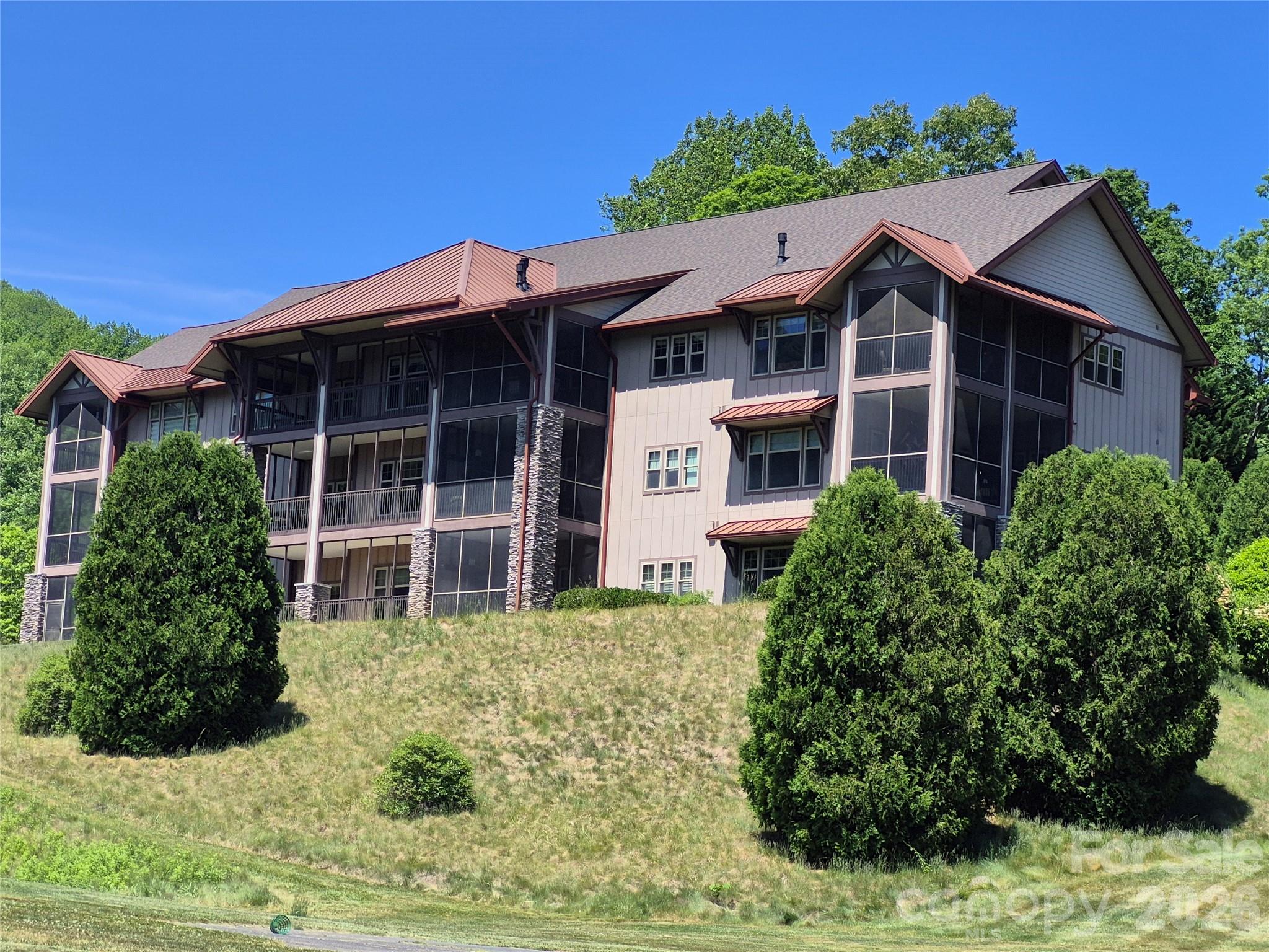 1564 Country Club Drive Maggie Valley NC 28751