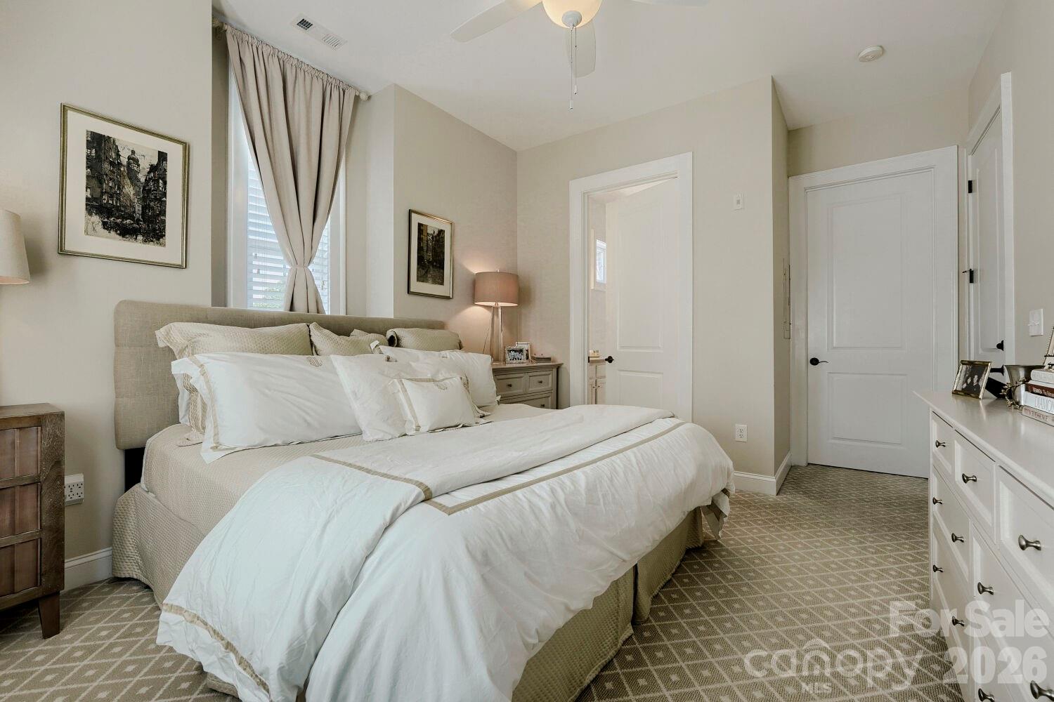 2810 Selwyn Avenue Charlotte NC 28209