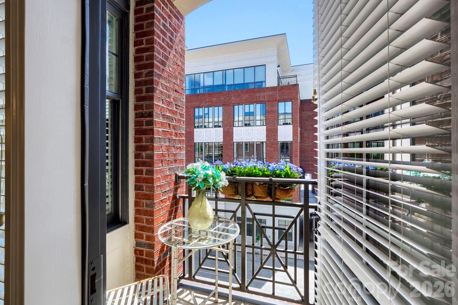 2810 Selwyn Avenue Charlotte NC 28209