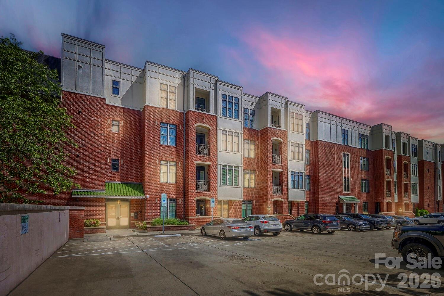2810 Selwyn Avenue Charlotte NC 28209