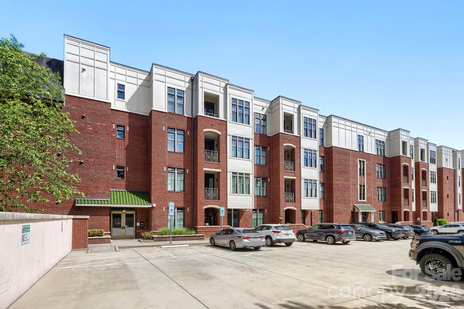 2810 Selwyn Avenue Charlotte NC 28209