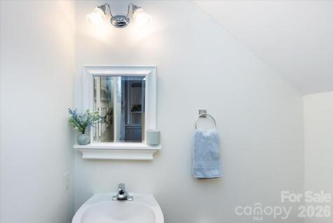3443 W Slope Lane Charlotte NC 28209