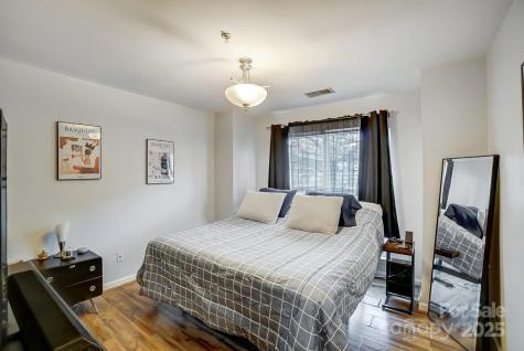 529 N Graham Street Charlotte NC 28202