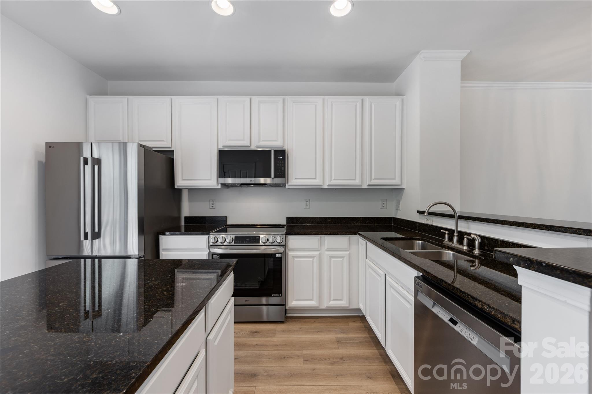 1127 Ilana Court Charlotte NC 28204
