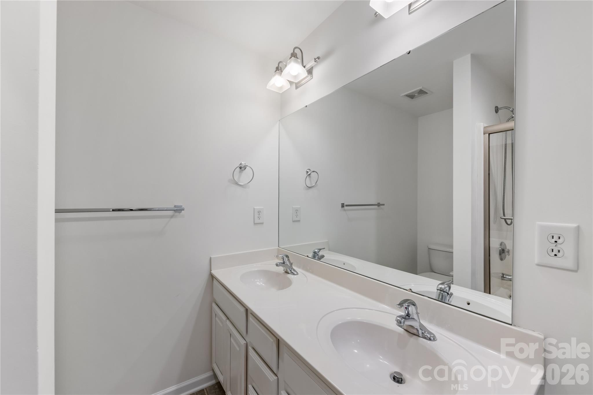 1127 Ilana Court Charlotte NC 28204