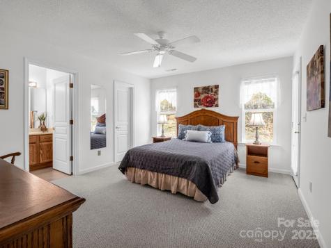 24 Gray Wolf Lane Hendersonville NC 28792