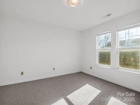 24 Gray Wolf Lane Hendersonville NC 28792