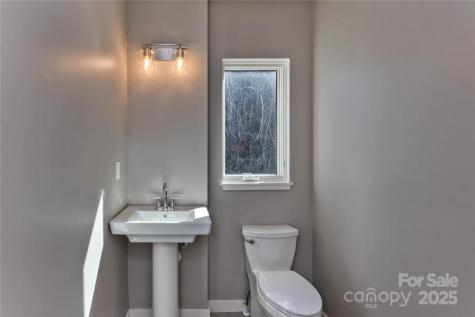 102 Southside Avenue Asheville NC 28801