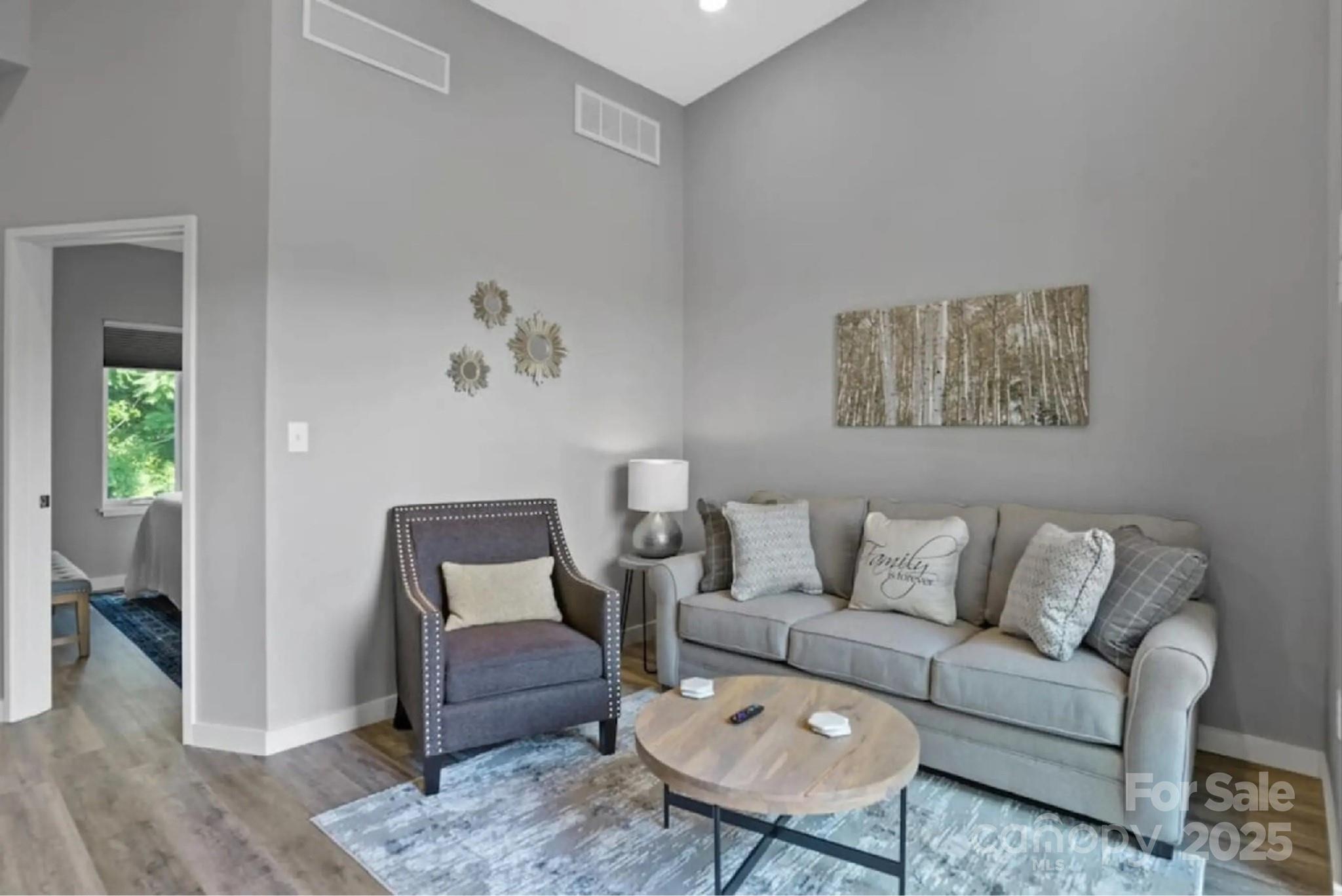 102 Southside Avenue Asheville NC 28801